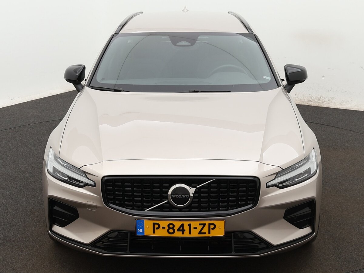 35173088 volvo v60 2 0 b4 plus dark 9
