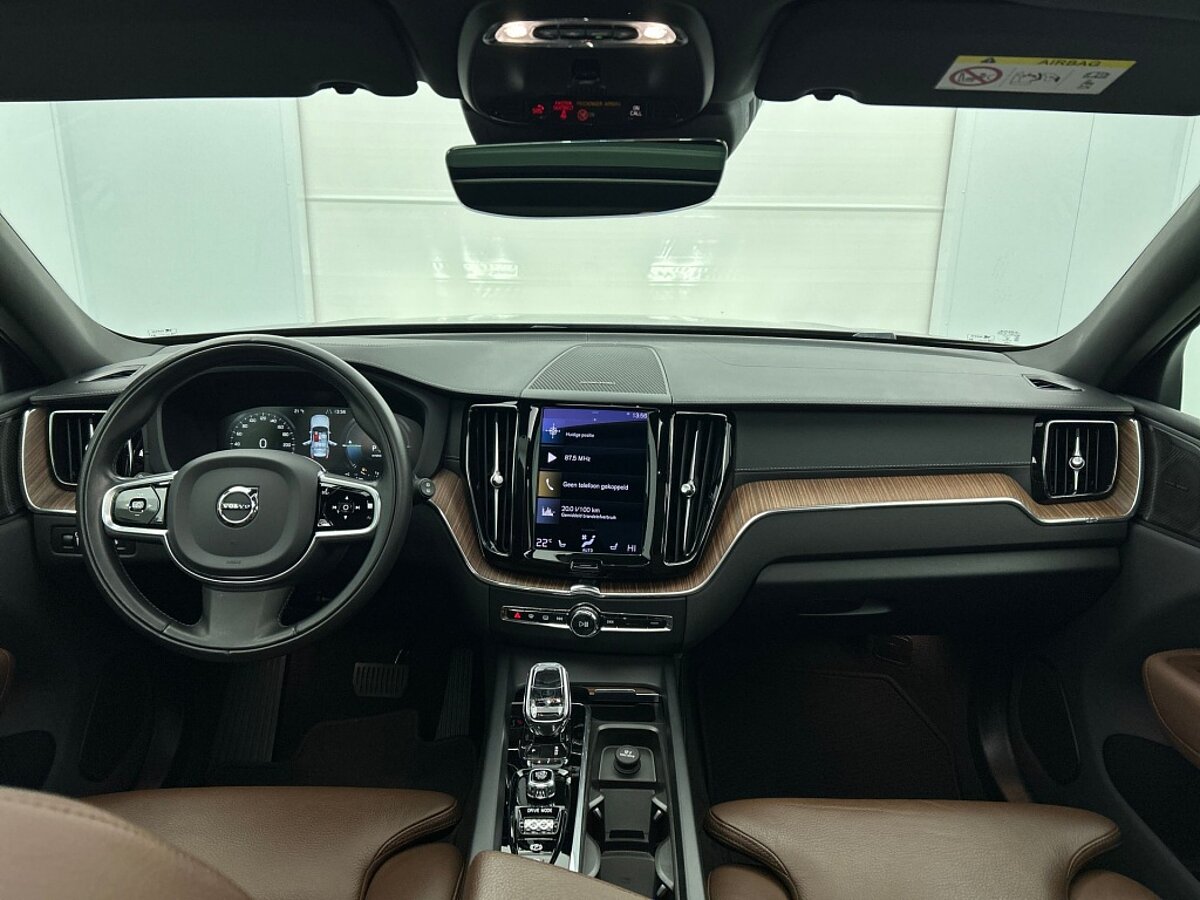 46739912 volvo xc60 2 0 recharge t6 inscription luchtvering trekhaak panoramad 36