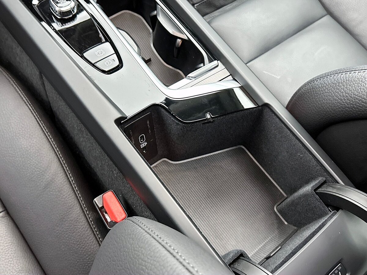 47302628 volvo xc60 2 0 t6 awd plus dark ledere bekleding trekhaak panoramisch 15