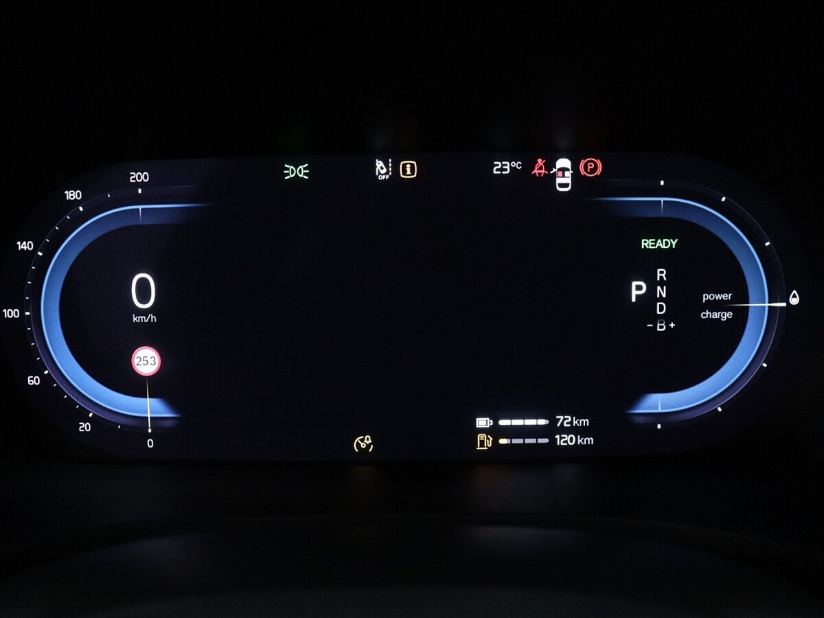 47805517 volvo v60 2 0 t6 awd ultimate bright stoelventilatie panorama dak 4b4a4a