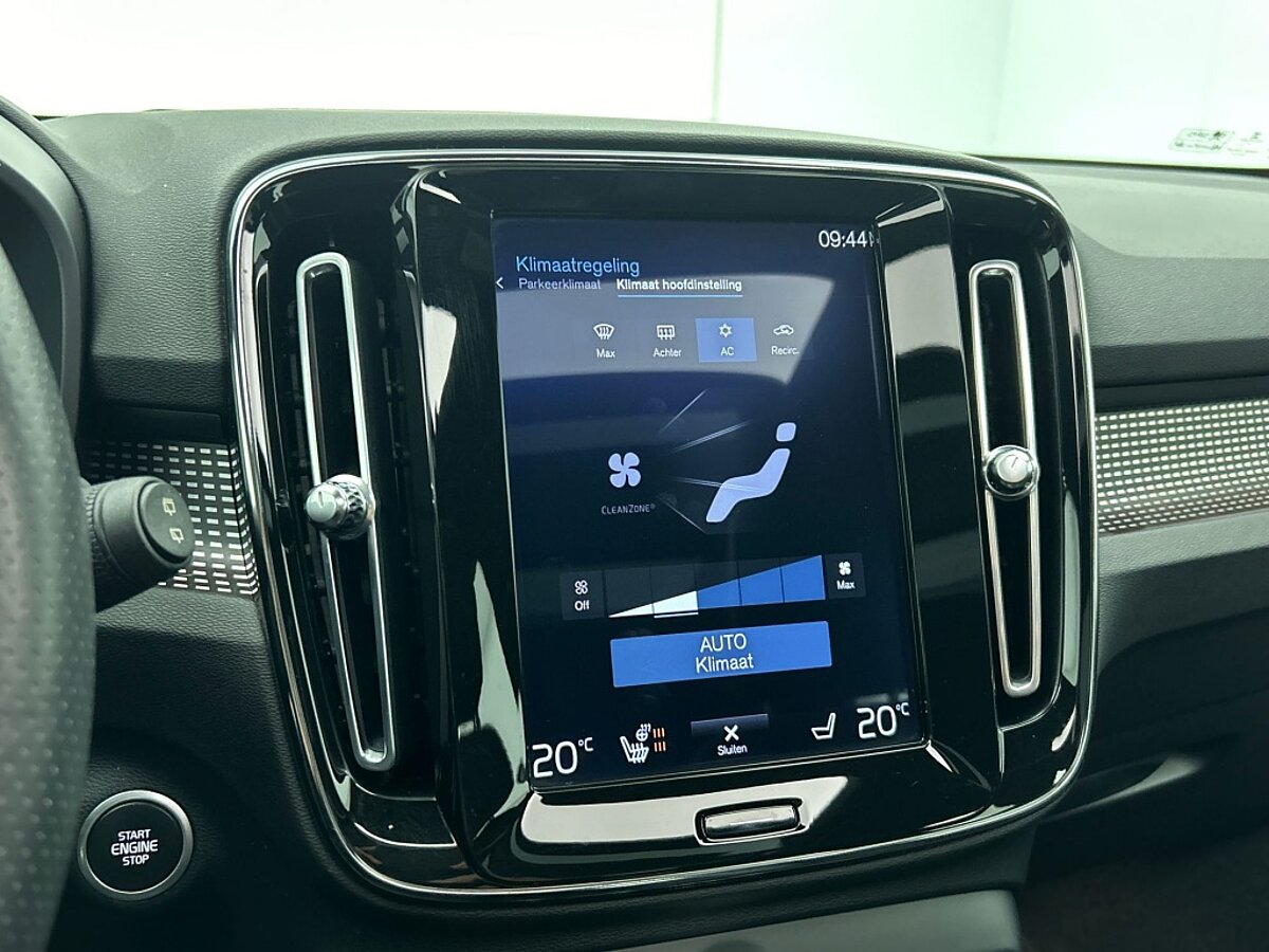 48084423 volvo xc40 1 5 t5 recharge r design 60