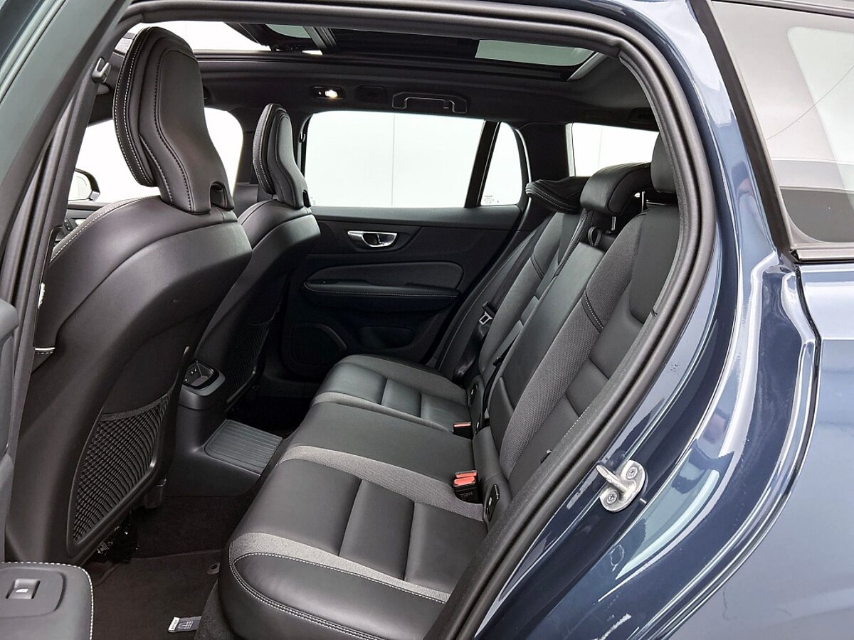 48706009 volvo v60 2 0 t6 awd plus dark panorama dak trekhaak leder blis 59