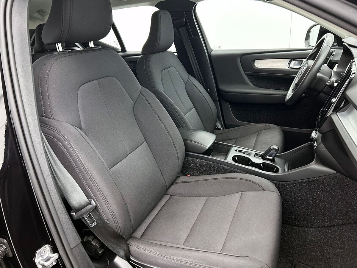 49594695 volvo xc40 1 5 t5 recharge business pro 84