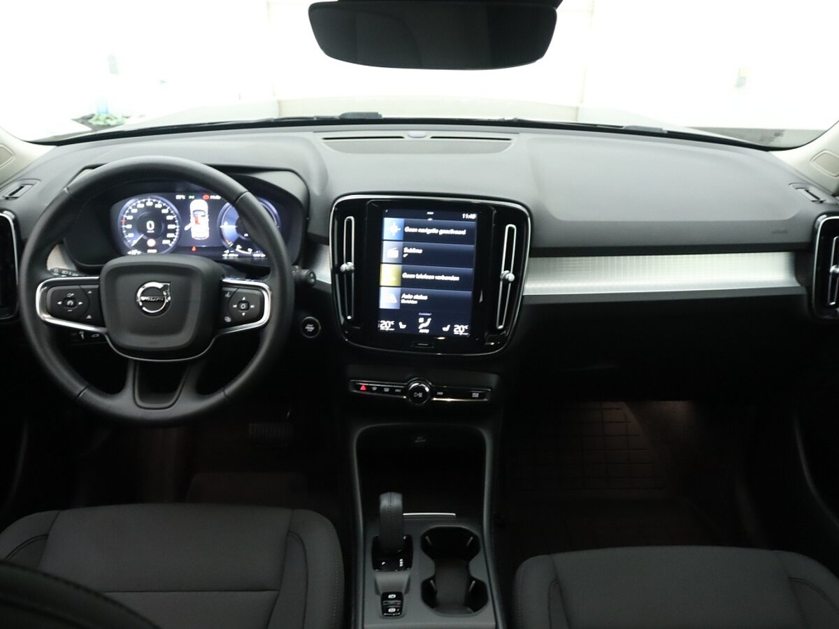 35125842 volvo xc40 1 5 t4 recharge inscription 6 06