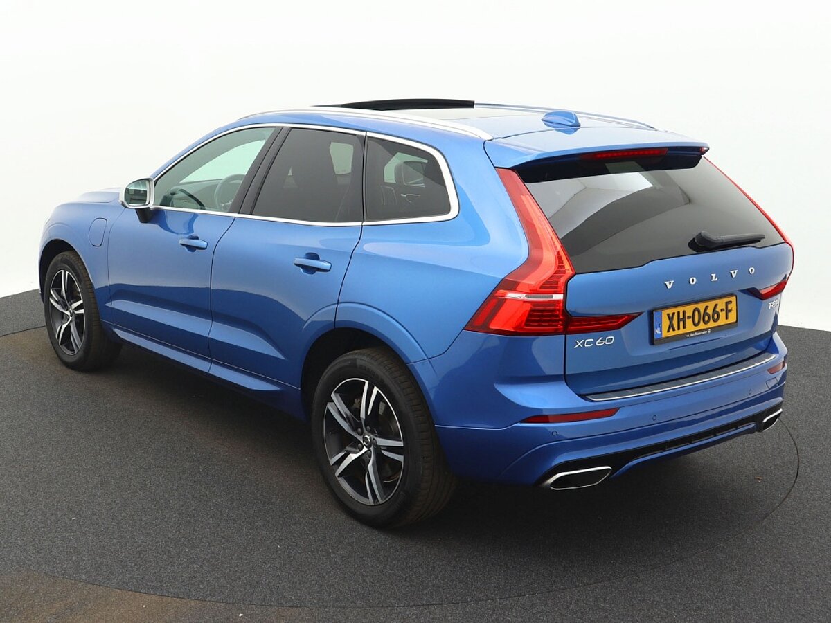 35611200 volvo xc60 2 0 t8 awd r design panorama dak 3 03