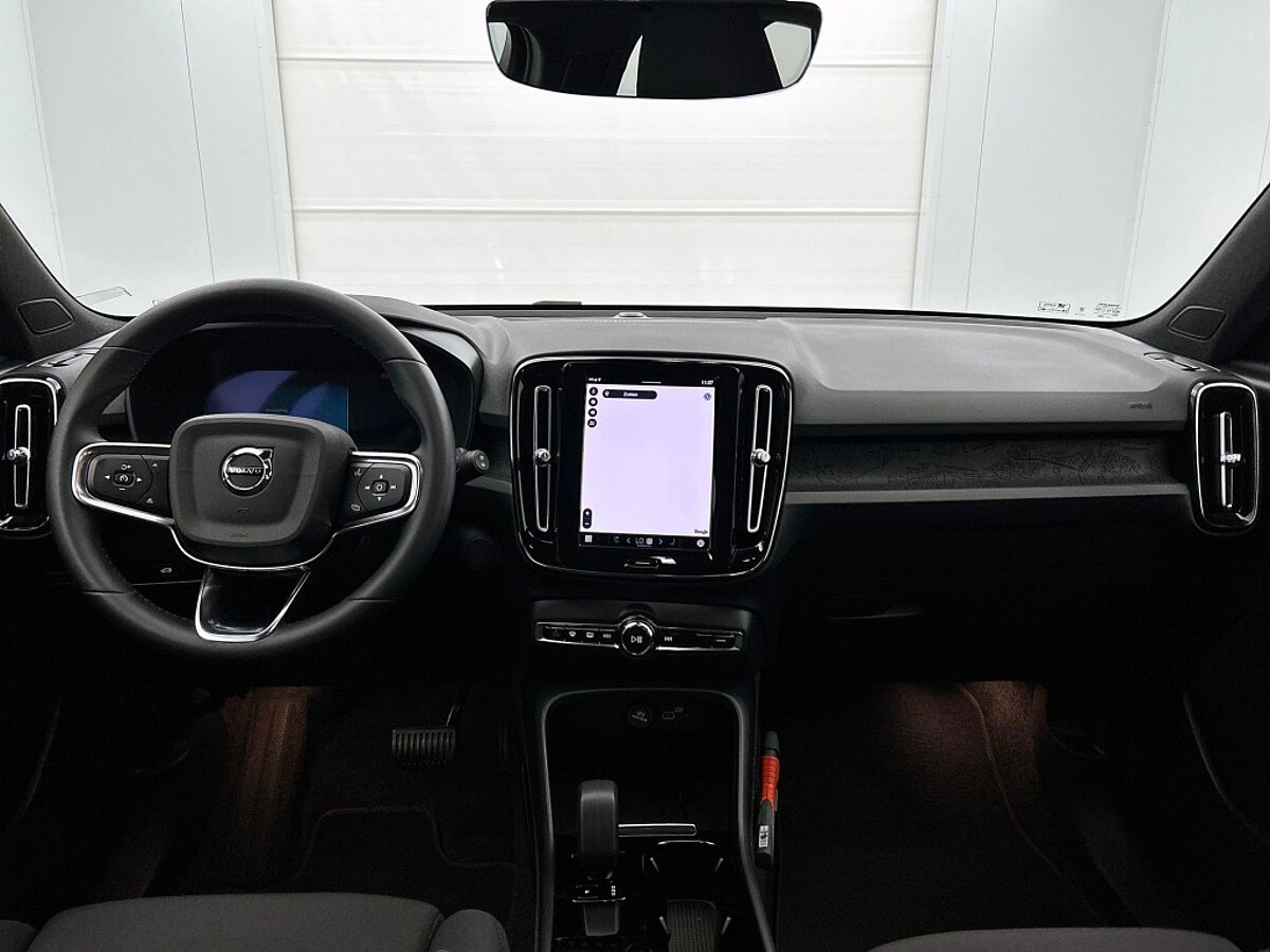 46101950 volvo xc40 recharge plus 70 kwh 7 02