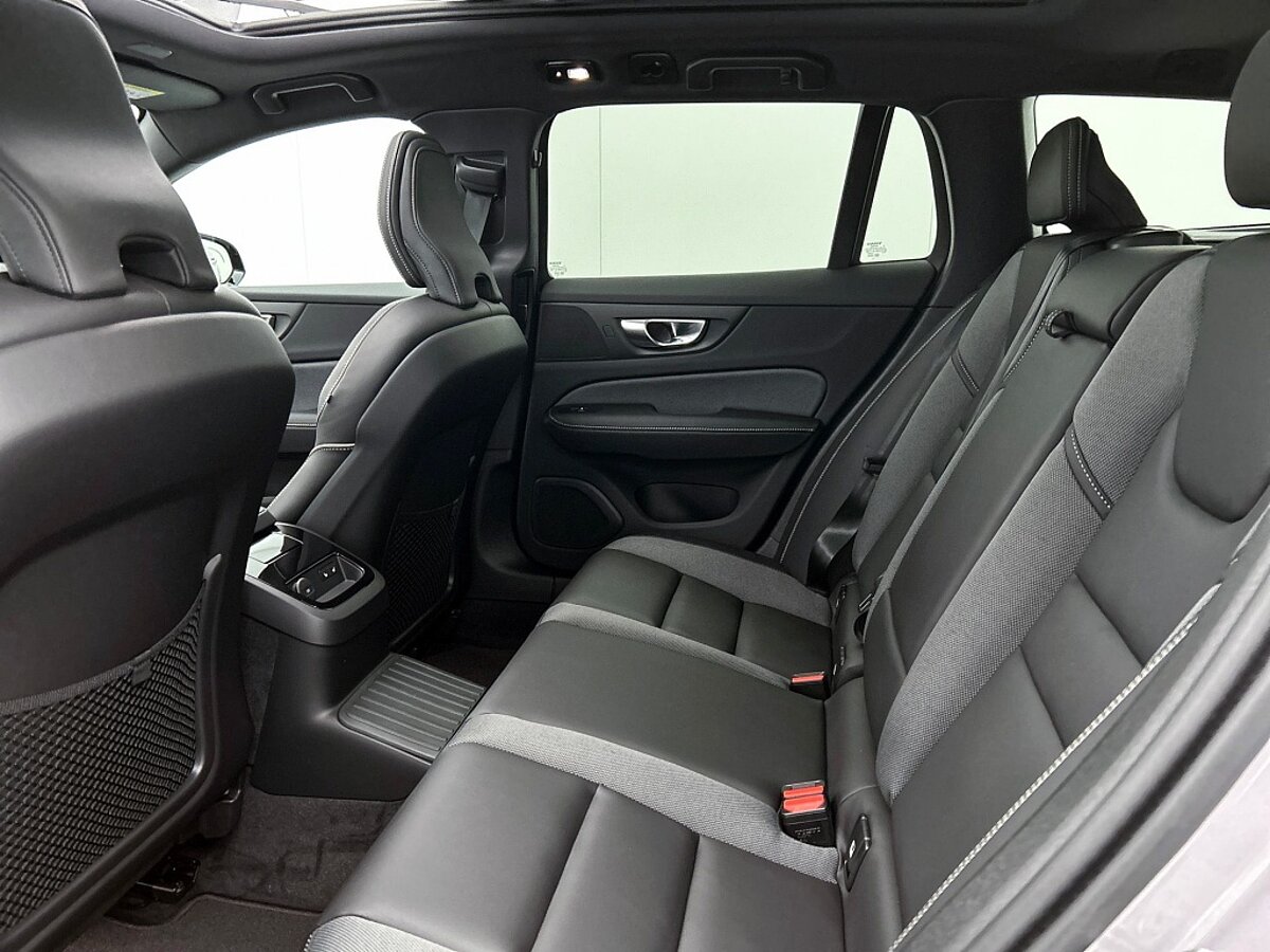 46456426 volvo v60 v 60 t6 twin engine awd ultra dark uitvoorraad leverbaar 11