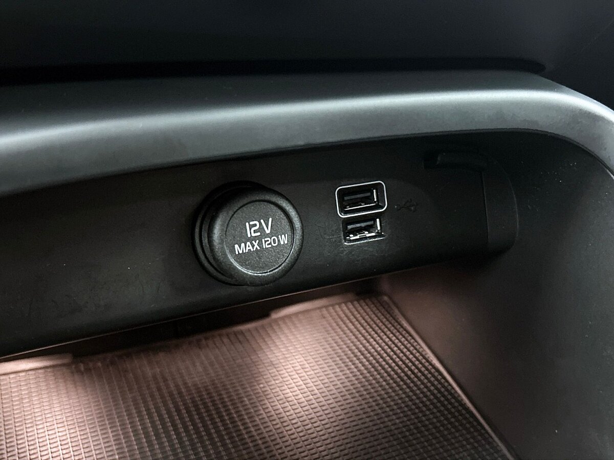 48055238 volvo xc40 1 5 t5 recharge r design 86