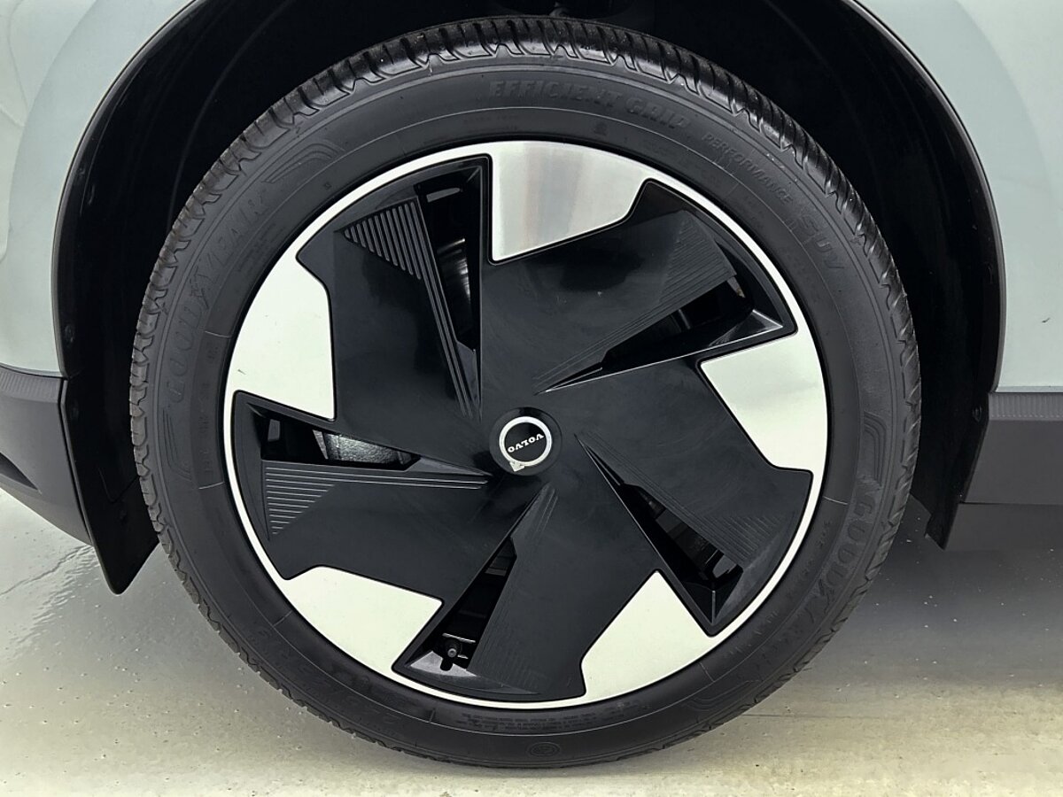 45377579 volvo ex30 extended plus 69 kwh 34