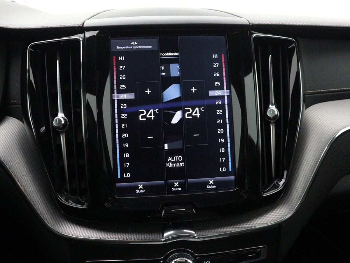 45661636 volvo xc60 2 0 t5 awd r design polestar tuning panorama dak 54