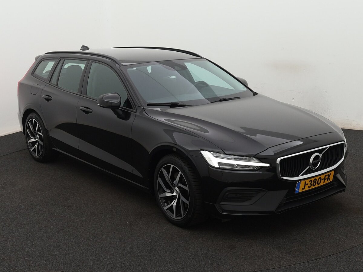 46177638 volvo v60 2 0 t4 momentum pro climate pack 7