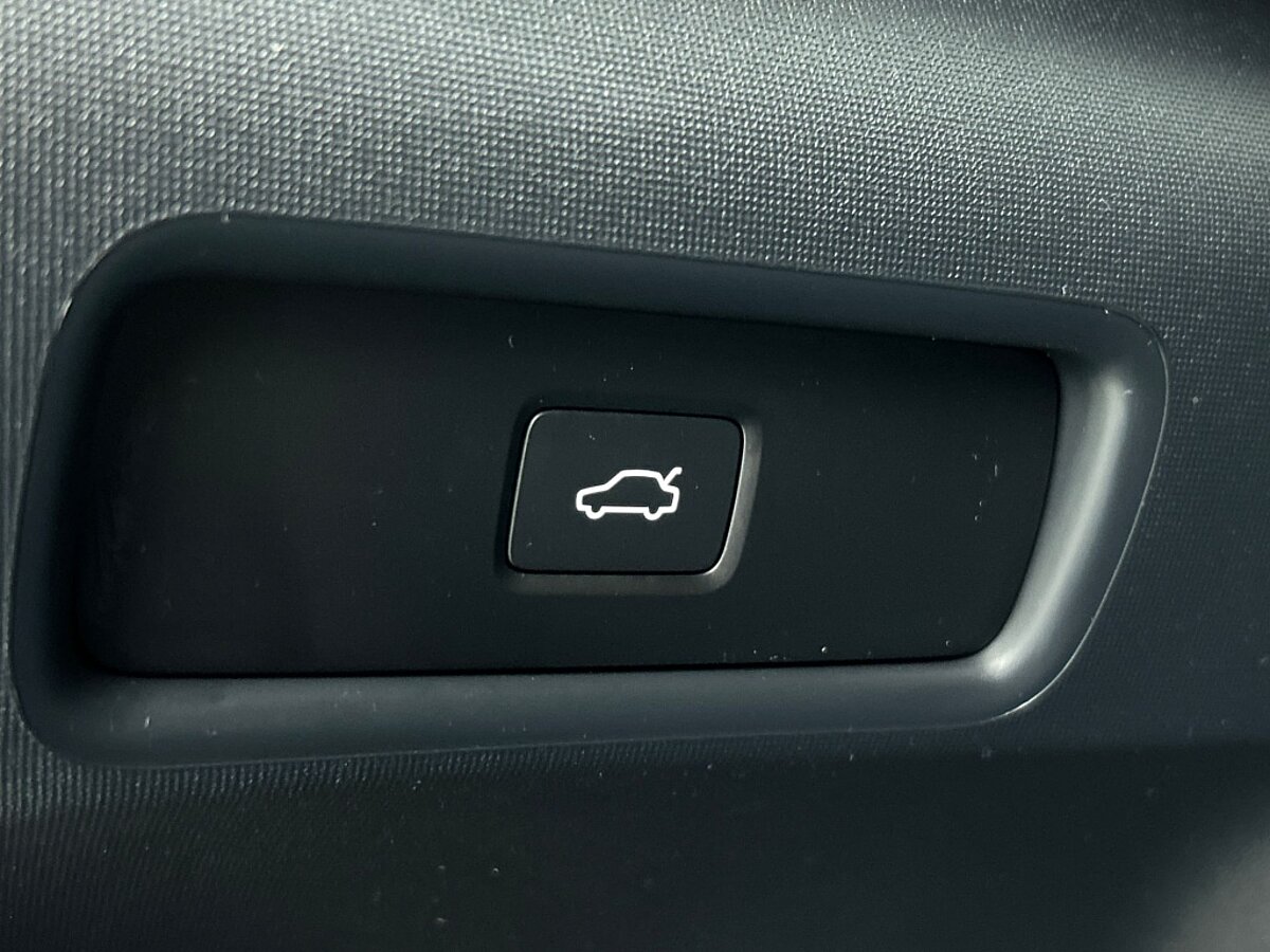 48835127 polestar 2 lrsm 82 kwh trekhaak 44