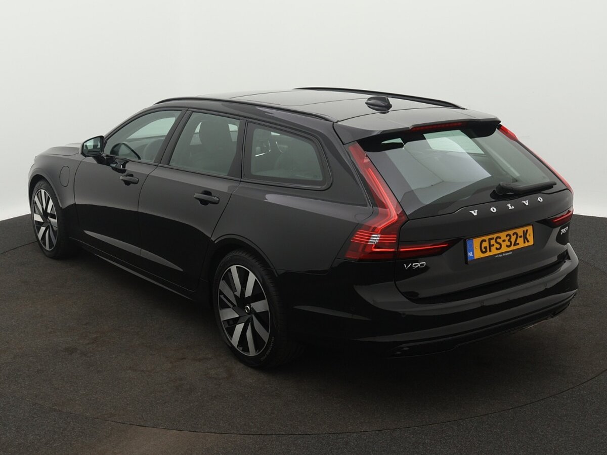 49112893 volvo v90 2 0 t6 awd ultimate dark panorama dak harman kardon 3 01