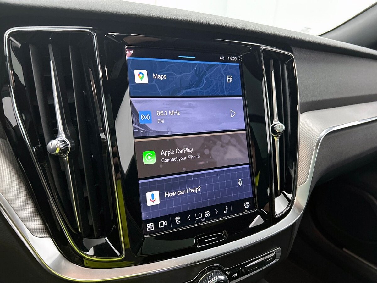 45956154 volvo v60 2 0 t6 awd plus dark 360a camera trekhaak panoramadak 77e556