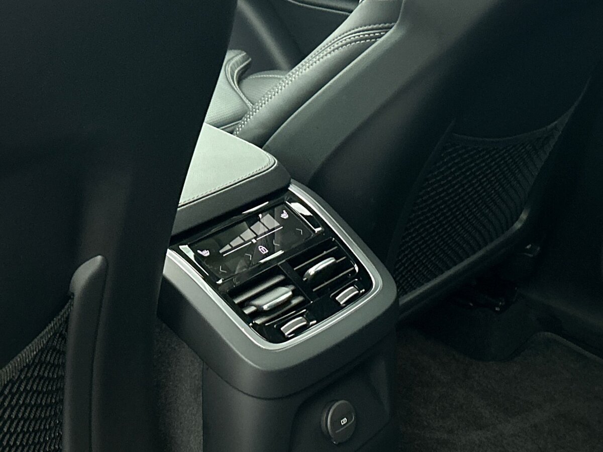 49638074 volvo xc90 2 0 t8 awd ultra dark trekhaak bowers wilkins gelamineerde 3dcac3