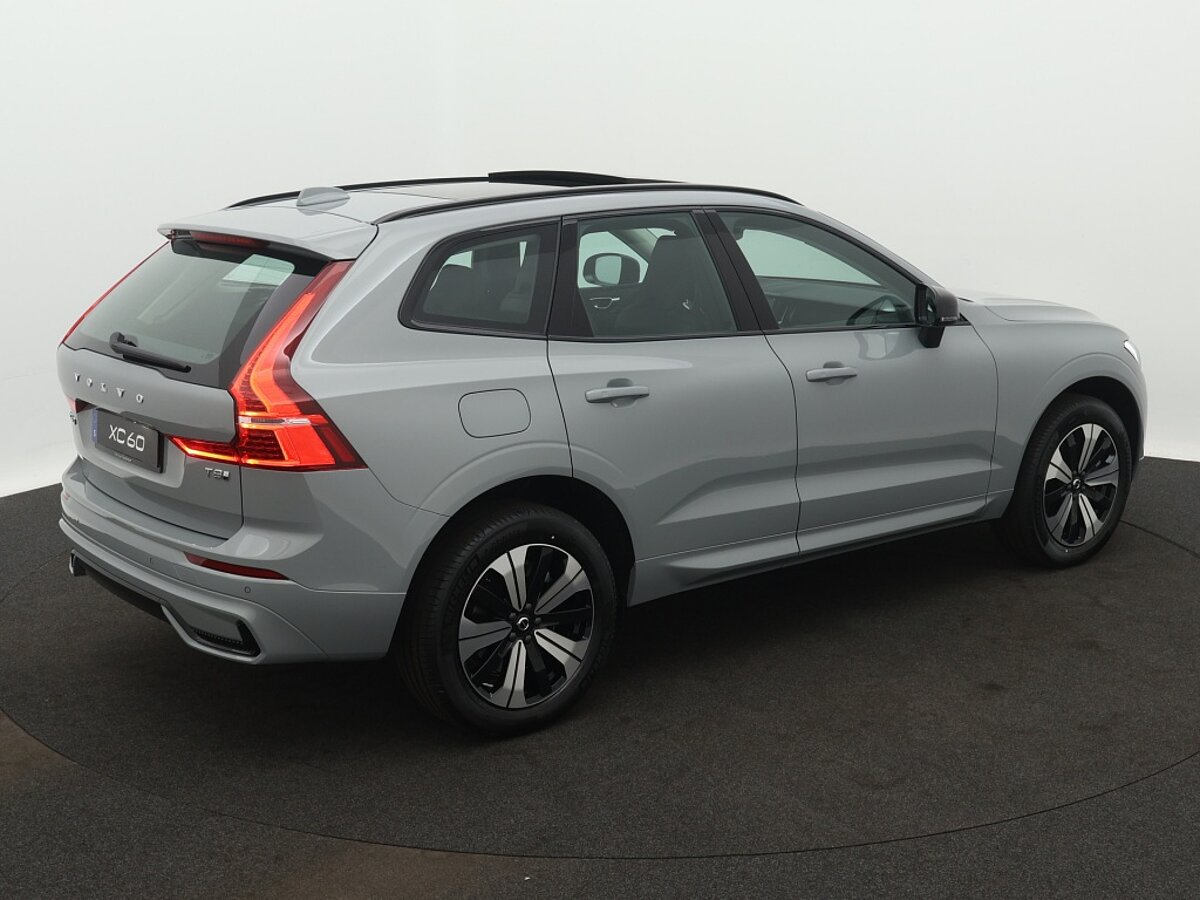 43680818 volvo xc60 xc60 t8 awd plus dark plug in harman kardon 10