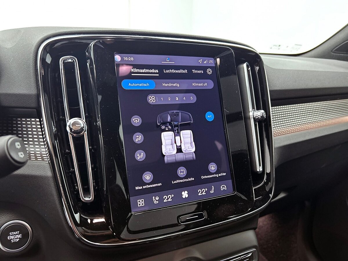 47515856 volvo xc40 2 0 b4 plus black edition panoramadak 360 graden camera 7a4e32