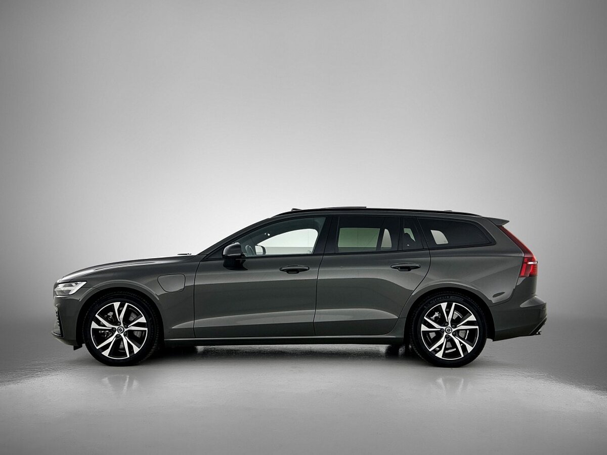 47561118 volvo v60 2 0 t6 awd r design adaptive cruise schuif kanteldak harman 4 02