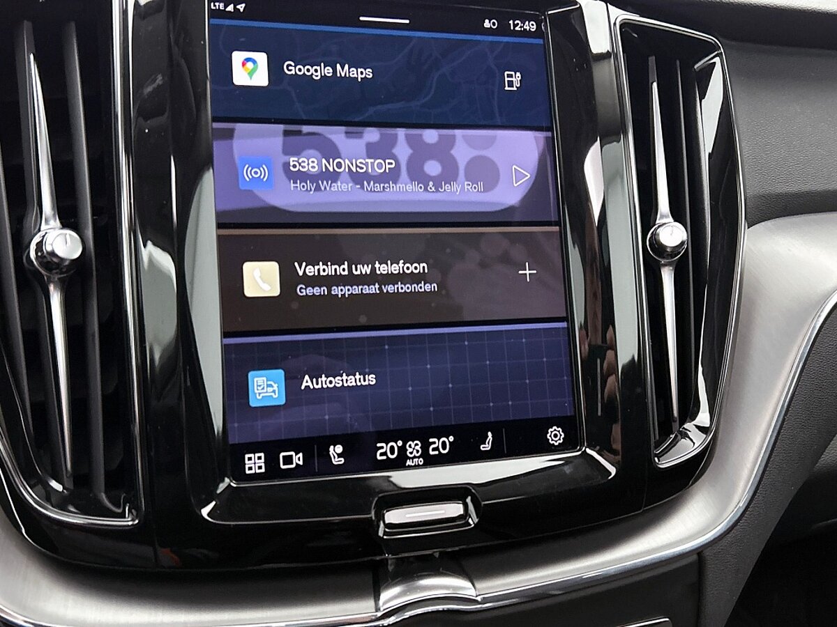 49424857 volvo xc60 2 0 t6 plug in hybrid awd inscription 82