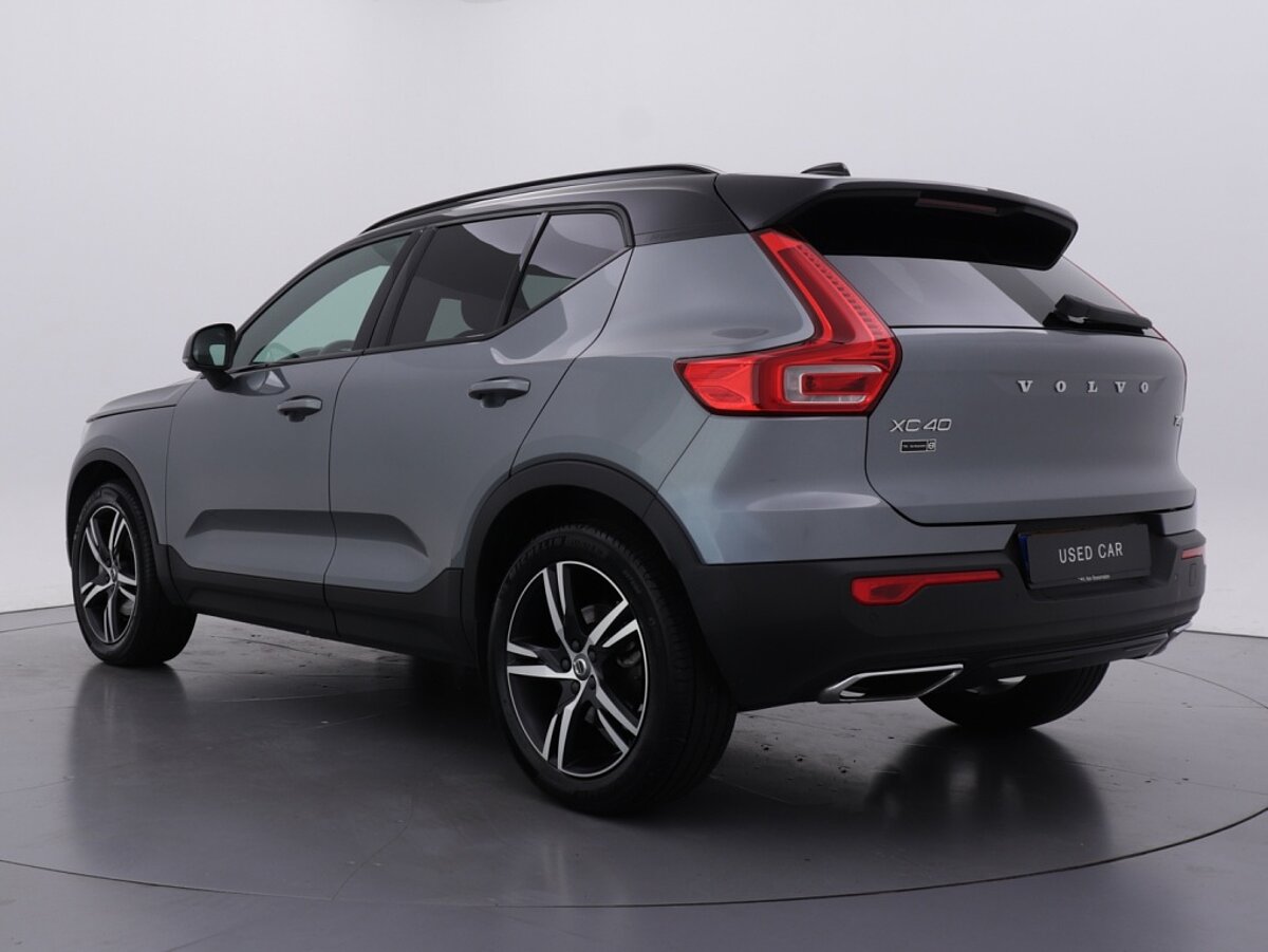 35475620 volvo xc40 2 0 t4 r design 8 07