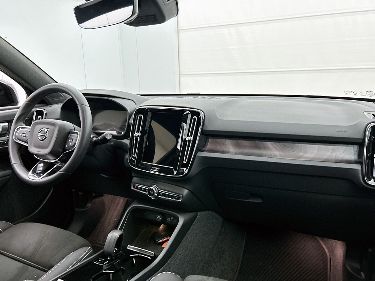 46742271 volvo xc40 extended range ultimate 82 kwh 20inch velgen panoramadak 39