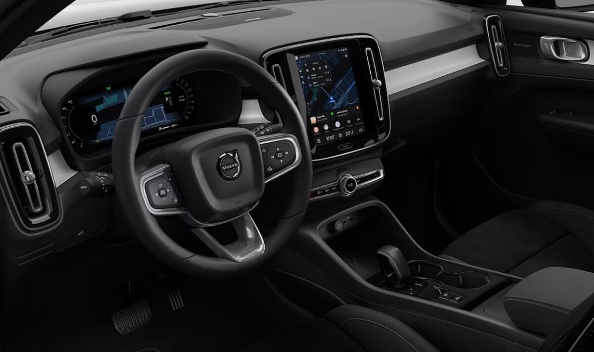 48676704 volvo xc40 plus black edition 2wd 3 05