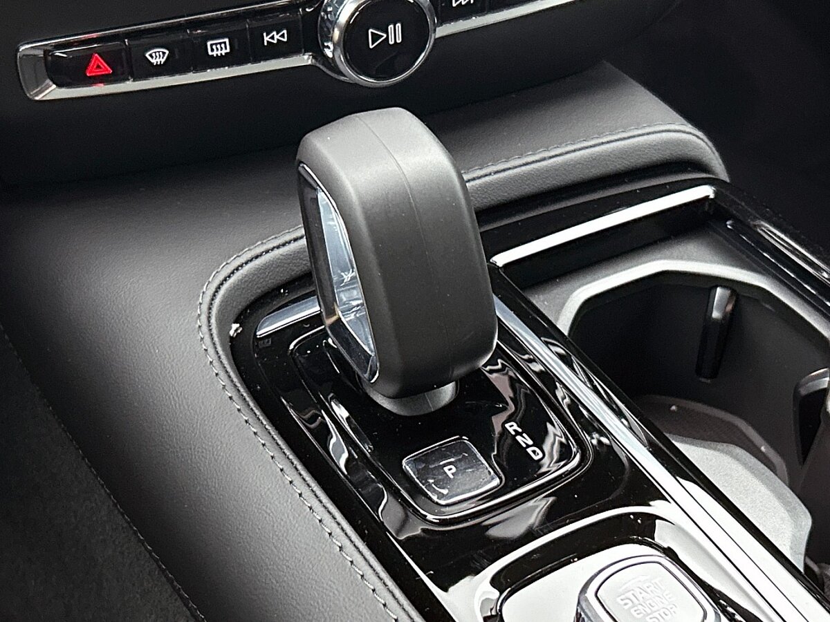 46693500 volvo v60 v60 t6 twin engine awd core business actie van 58 790 voor 5 9