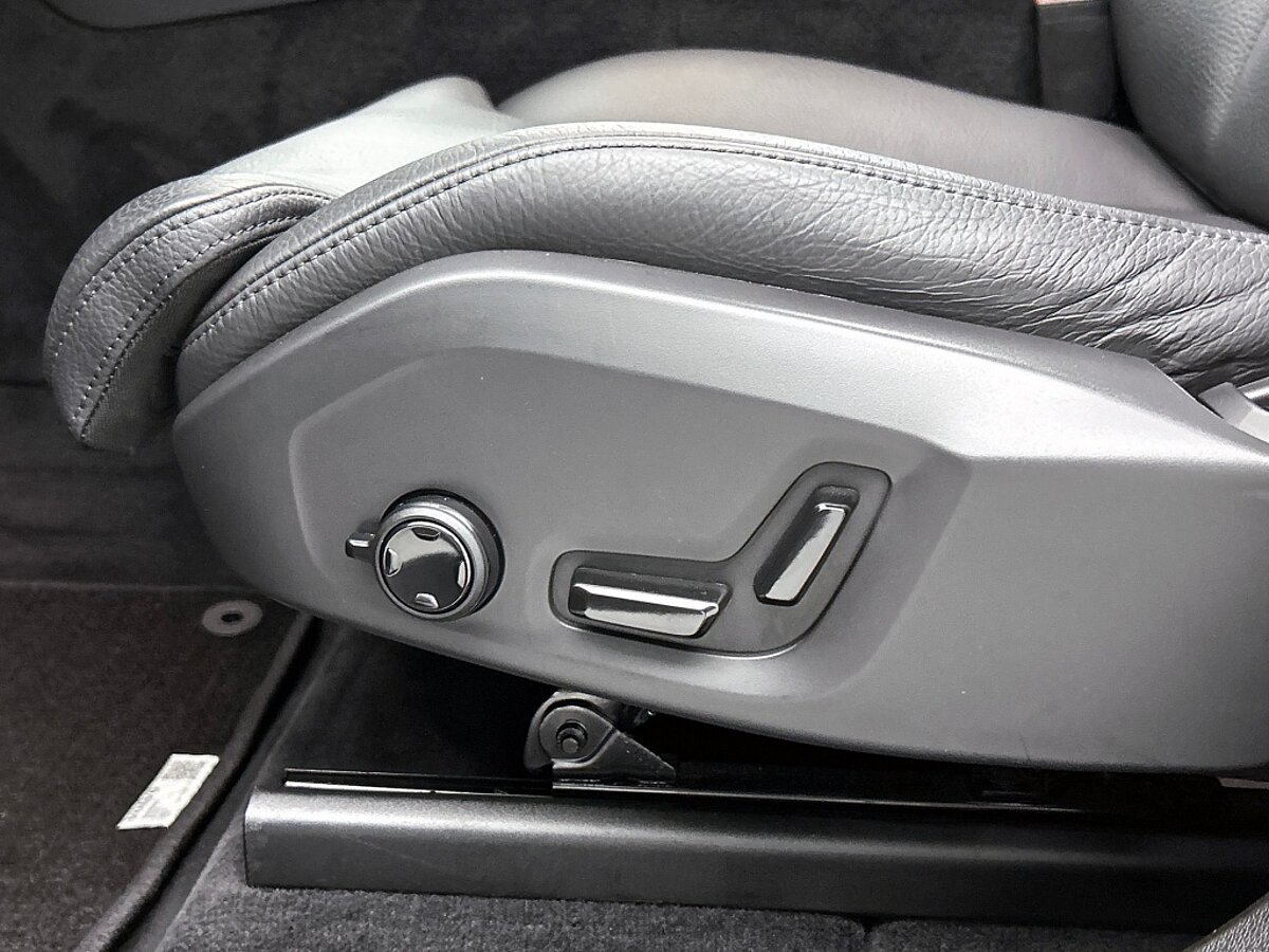 48687691 volvo xc60 2 0 t6 inscription pano 20 inch long range leder dash 59
