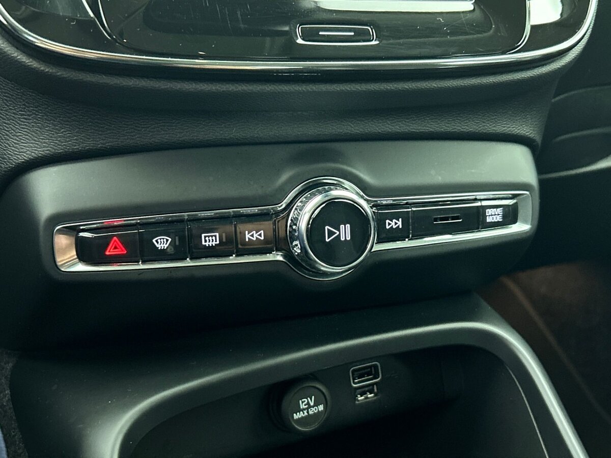 48792440 volvo xc40 t3 momentum pro camera elektrische klep styling kit 47