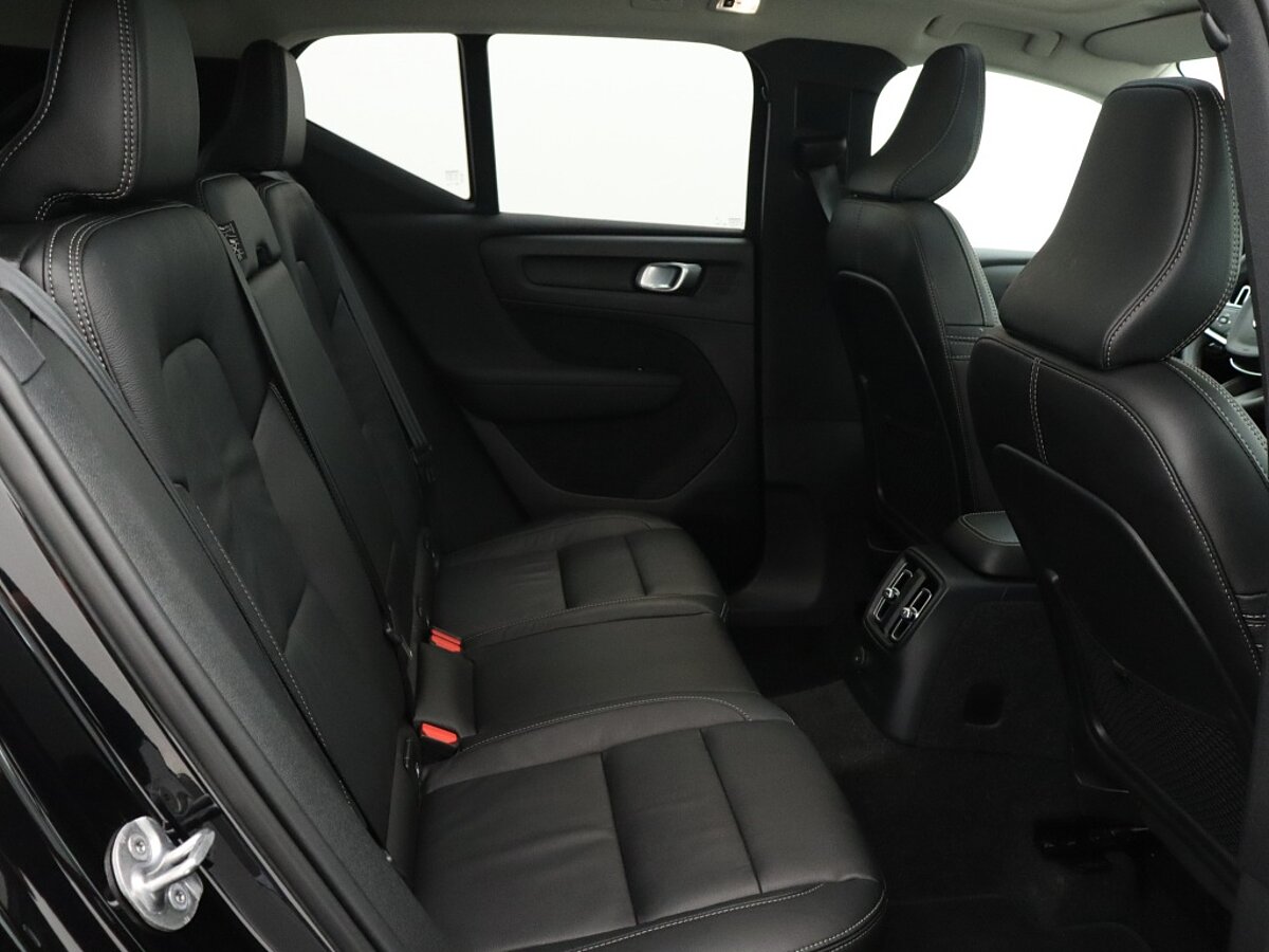 35002307 volvo xc40 1 5 t4 recharge ultimate dark memory seats harman kardon l 6acf28