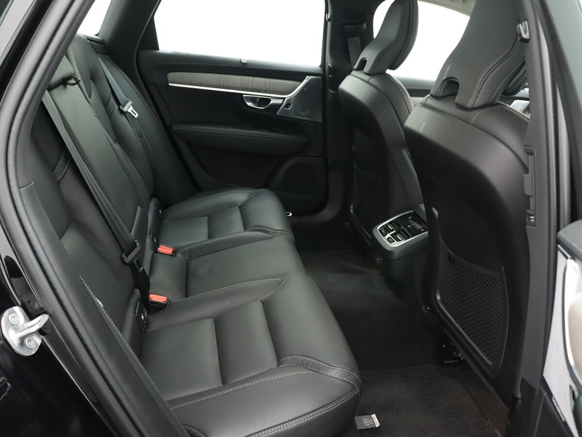 35532920 volvo v90 b5 ultra bright 272670
