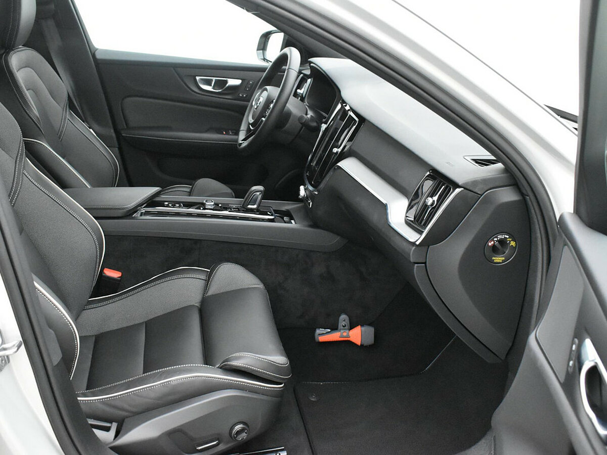36162684 volvo s60 2 0 b3 r design 98cf98