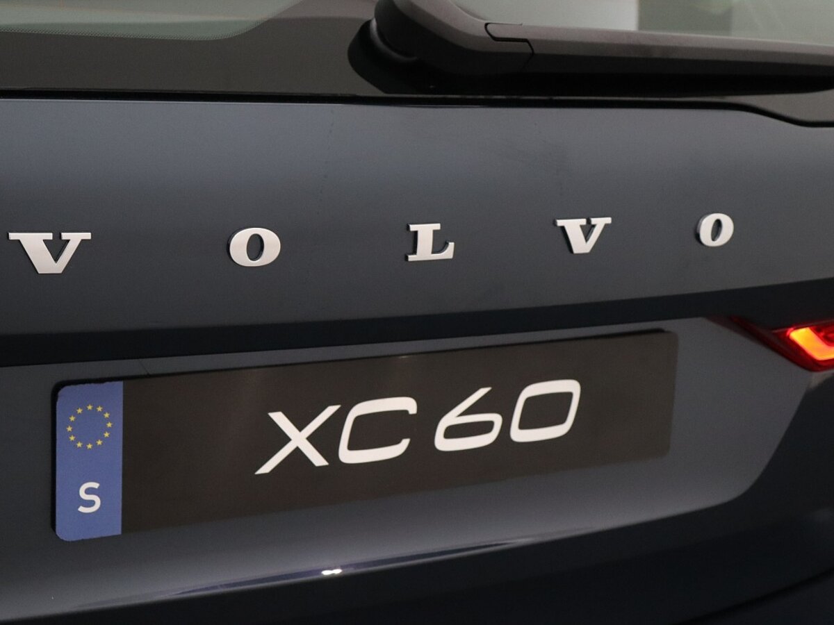 43964169 volvo xc60 2 0 t8 awd plus bright 7501a9