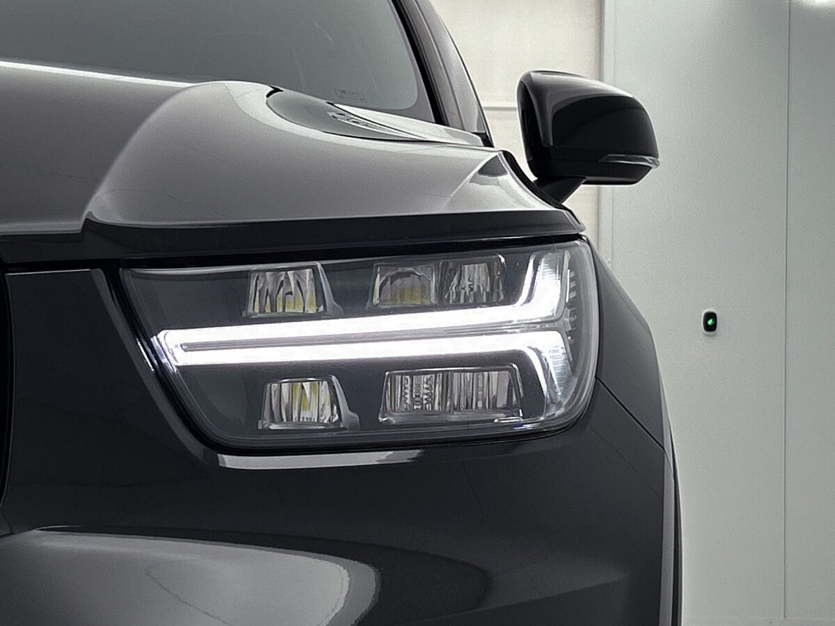 44713431 volvo xc40 1 5 t5 recharge r design origineel nl 31