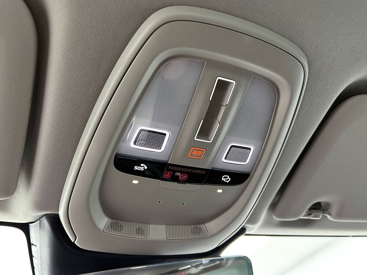 46744793 volvo xc60 2 0 t6 plus dark panorama dak all season trekhaak 8ad580