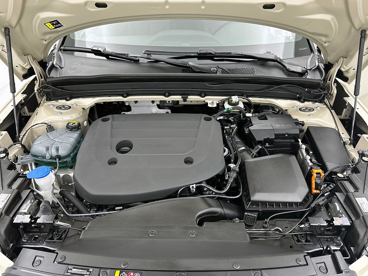 47569062 volvo xc40 2 0 b4 plus dark trekhaak harman kardon 44