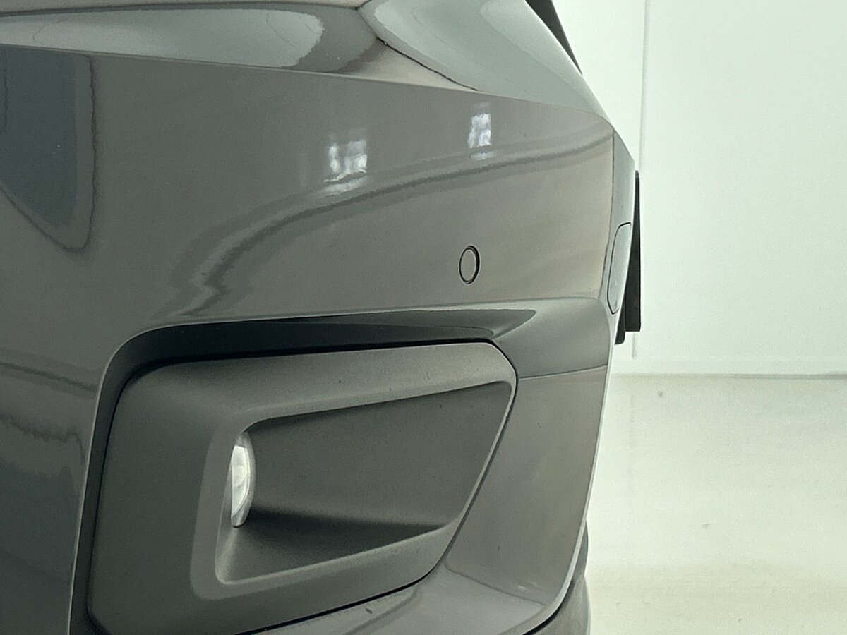 44458767 volvo xc40 1 5 t4 recharge r design expression trekhaak 87