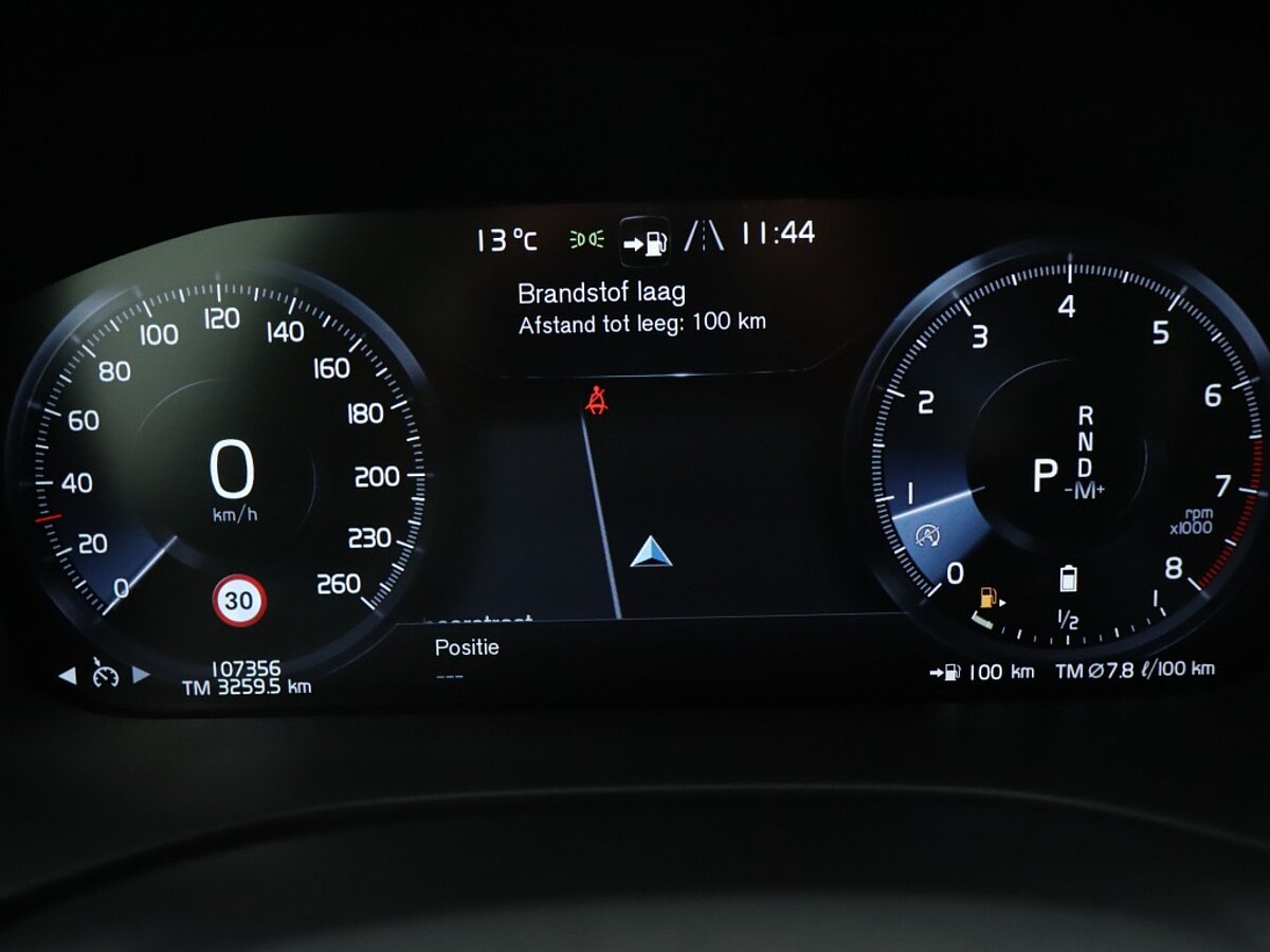 36110625 volvo xc60 2 0 b5 inscript 4d1809