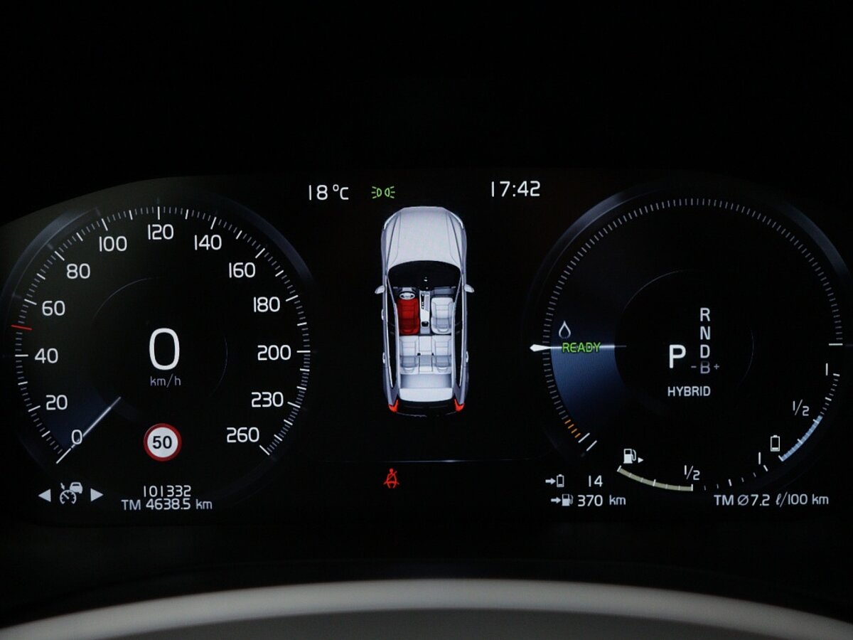 43863335 volvo xc60 2 0 recharge t8 r design 22