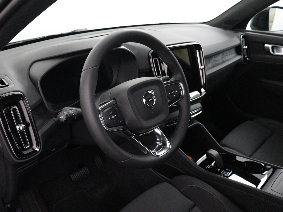 46247872 volvo xc40 extended range core 82 kwh 5 02