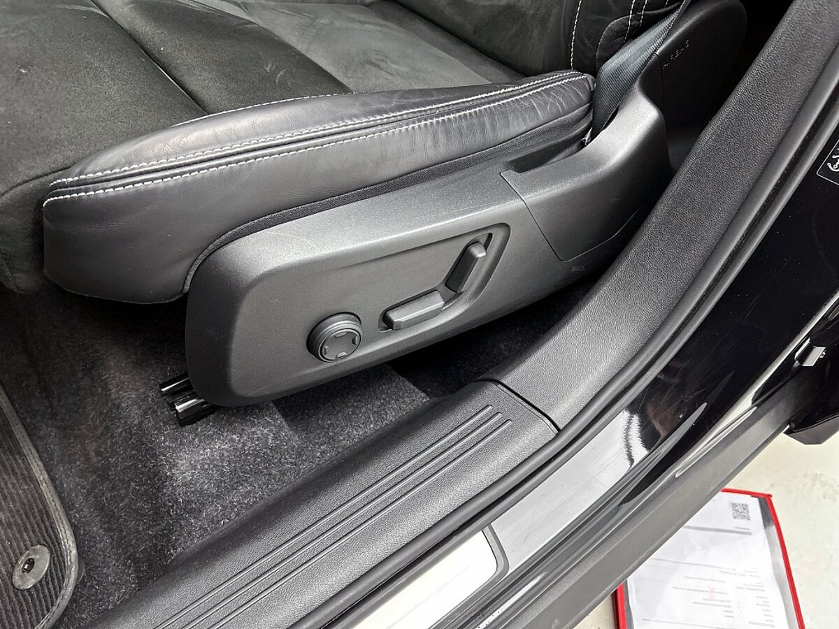 46739746 volvo xc40 1 5 t5 recharge r design panoramadak trekhaak 360a camera 07