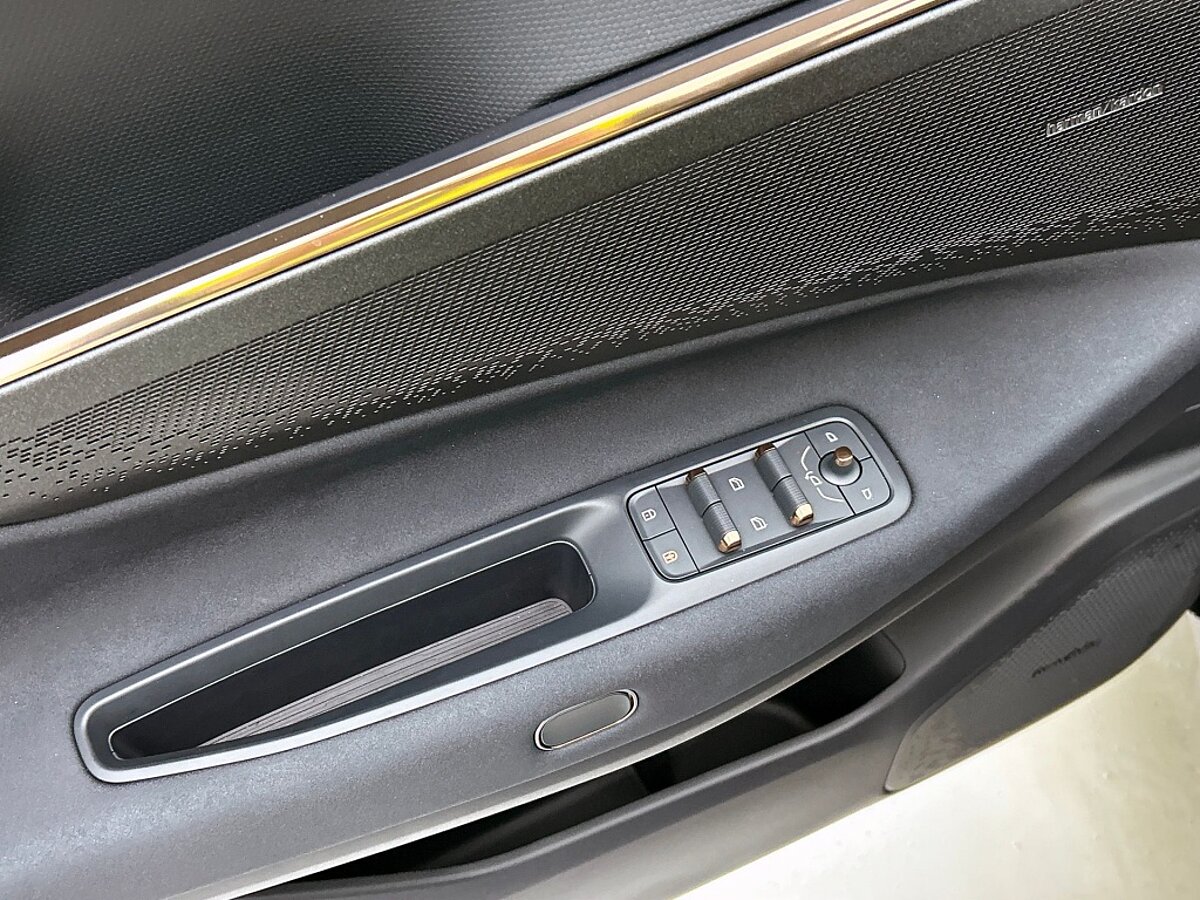 47306447 lynk co 08 1 5 more d8618c