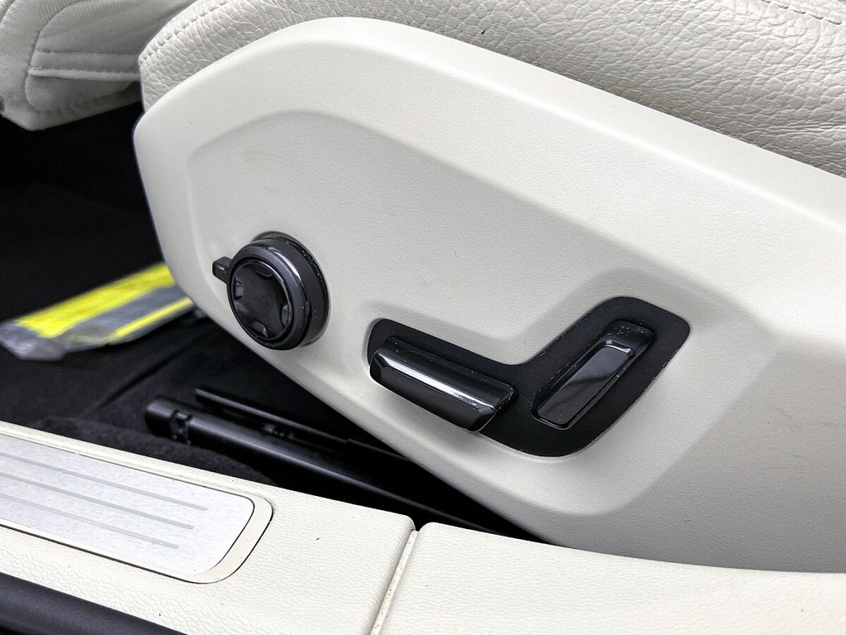 47390118 volvo v60 2 0 t6 awd plus dark trekhaak harman kardon 360 graden cam 32