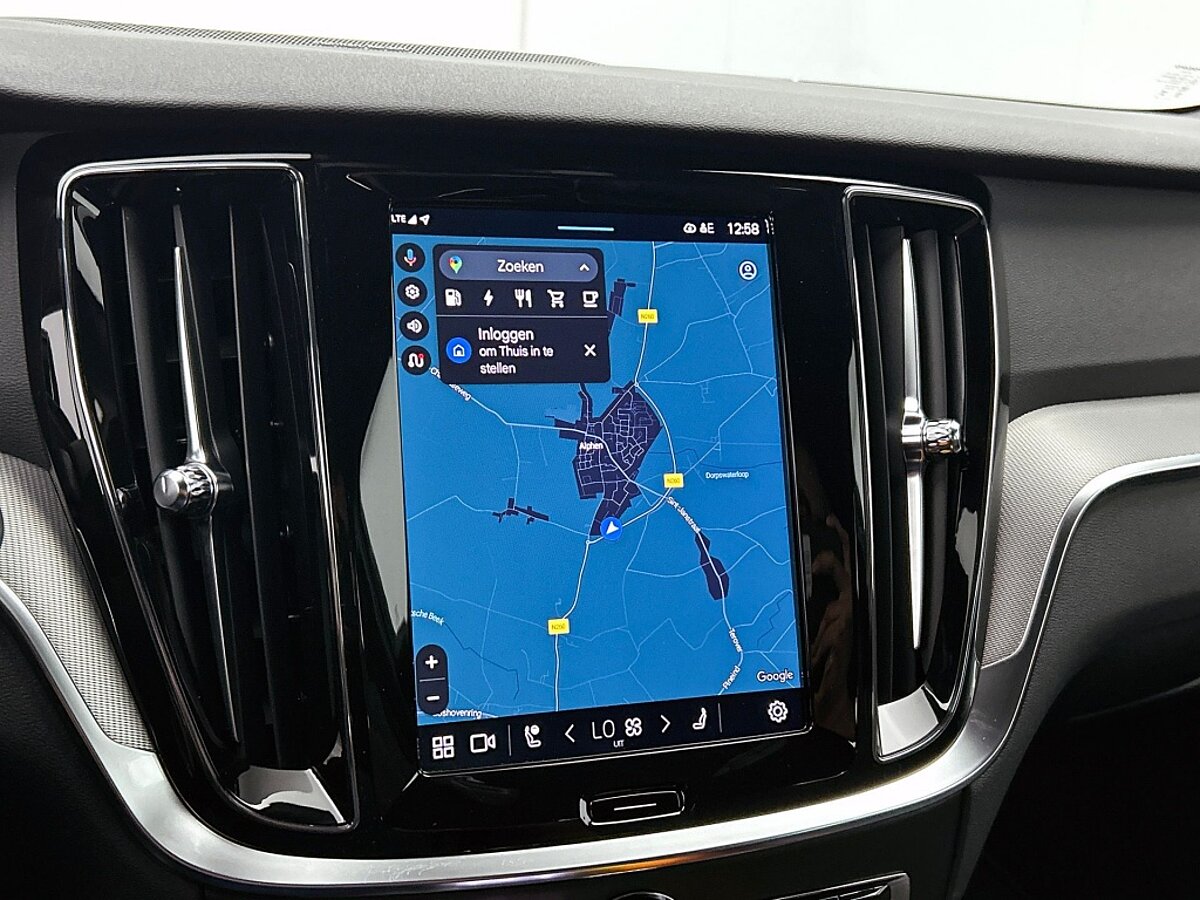 47513318 volvo v60 2 0 t6 awd plus dark trekhaak 360a camera harman kardon 30