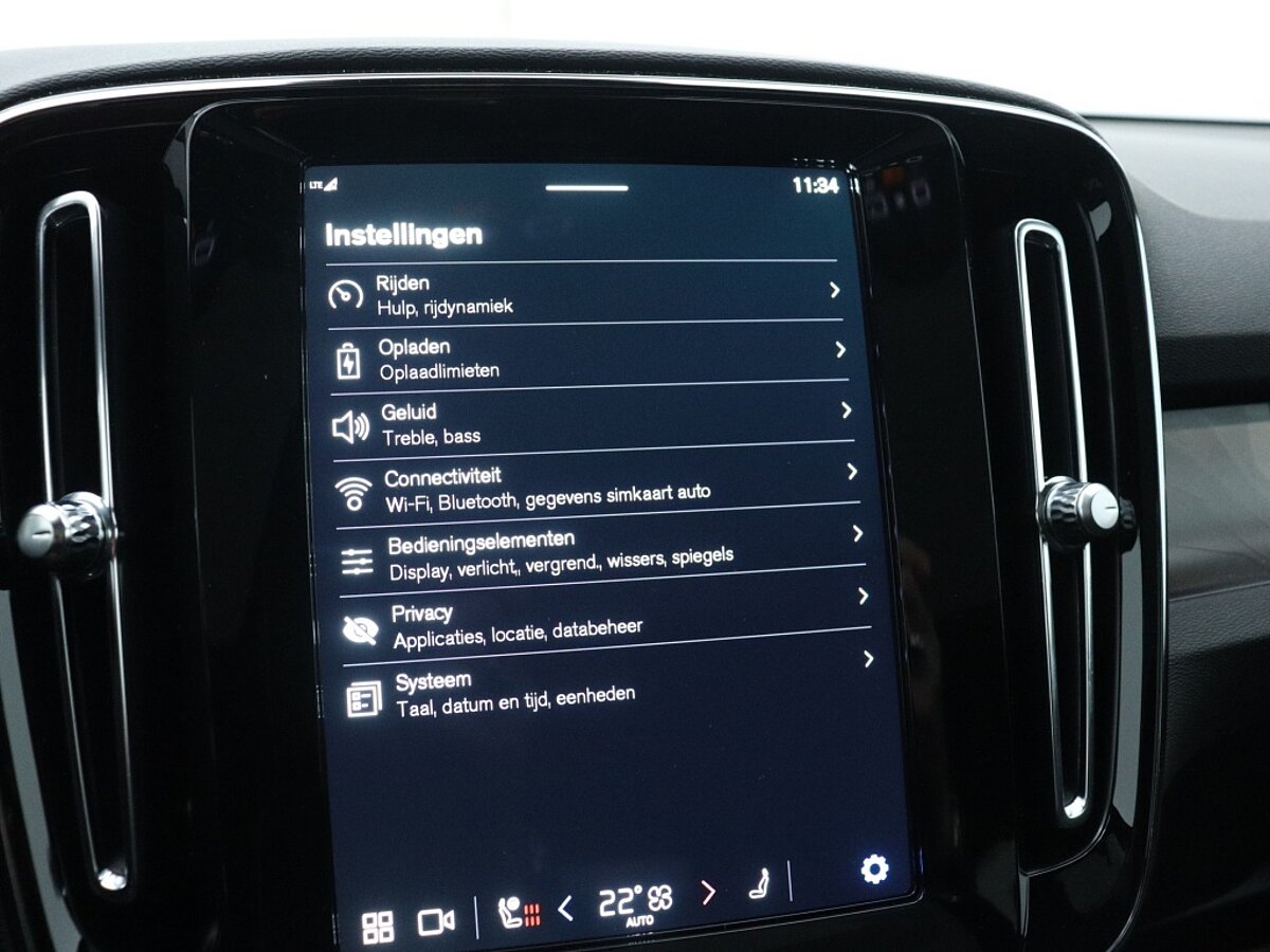 45753106 volvo c40 extended plus 82 kwh adaptive cruise trekhaak getint glas 030e0f