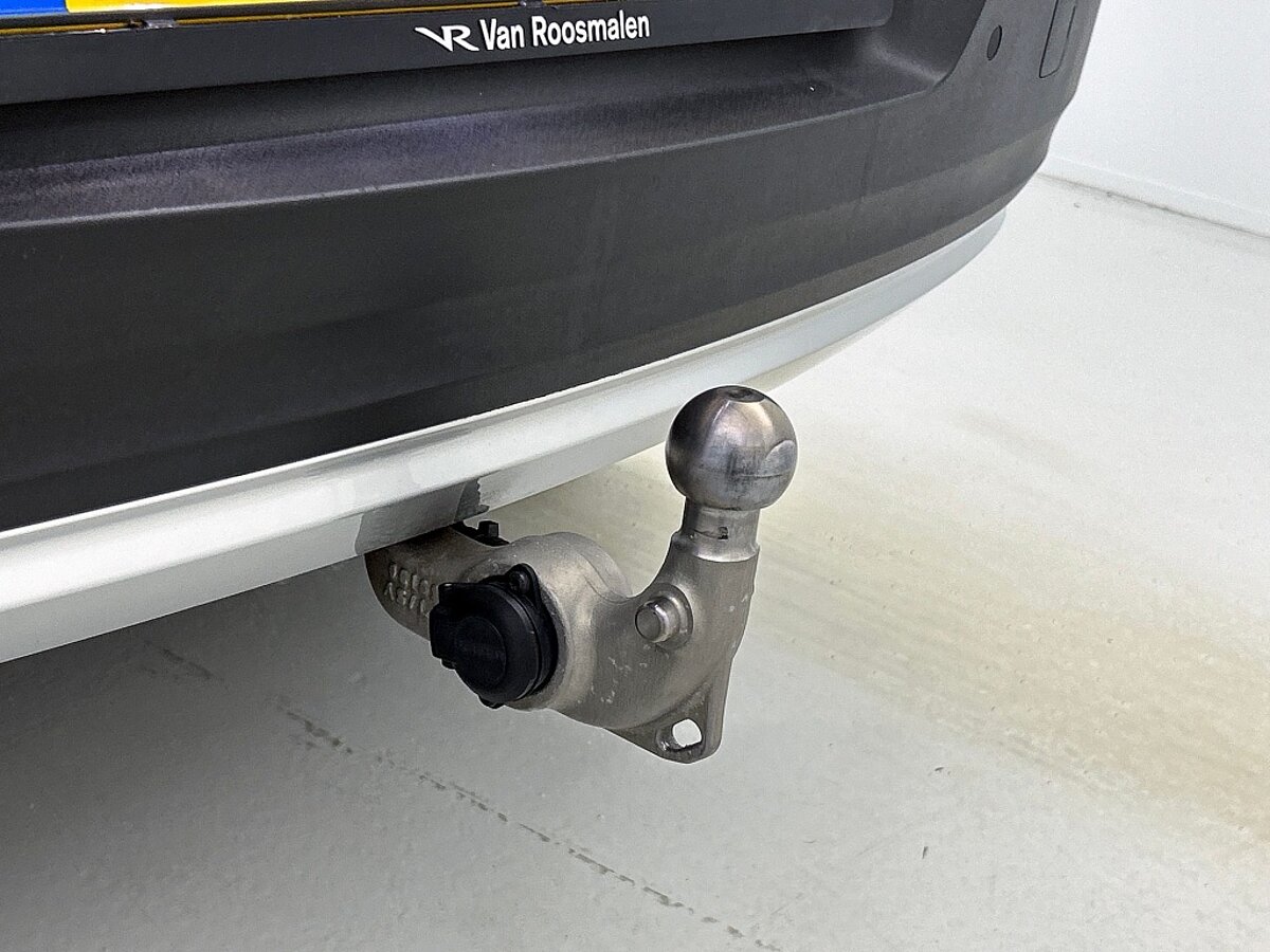 47001389 volvo xc40 1 5 t5 inscription panorama dak blis trekhaak all season 8 02
