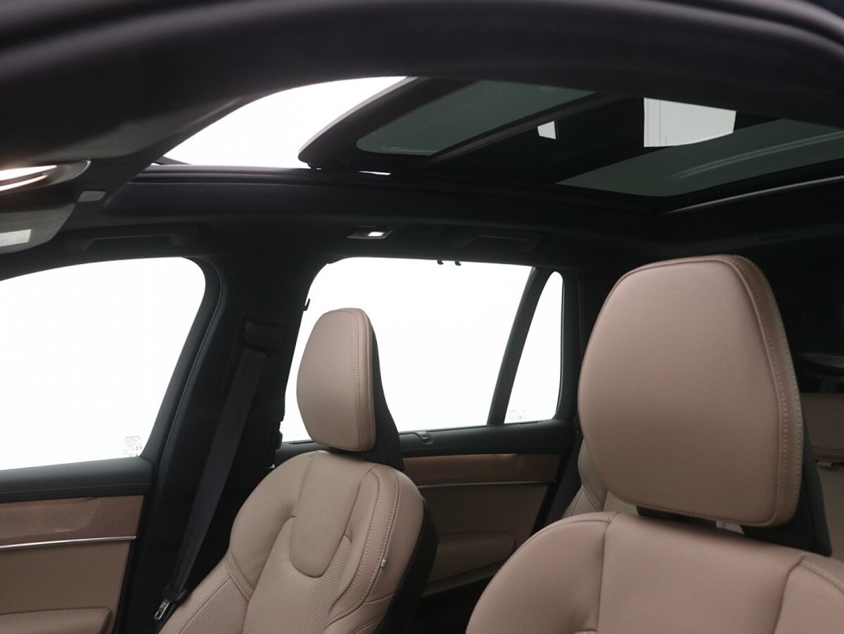 47021368 volvo xc90 t8 plug in awd ultra dark luchtvering trekhaak massagestoe 18d3be