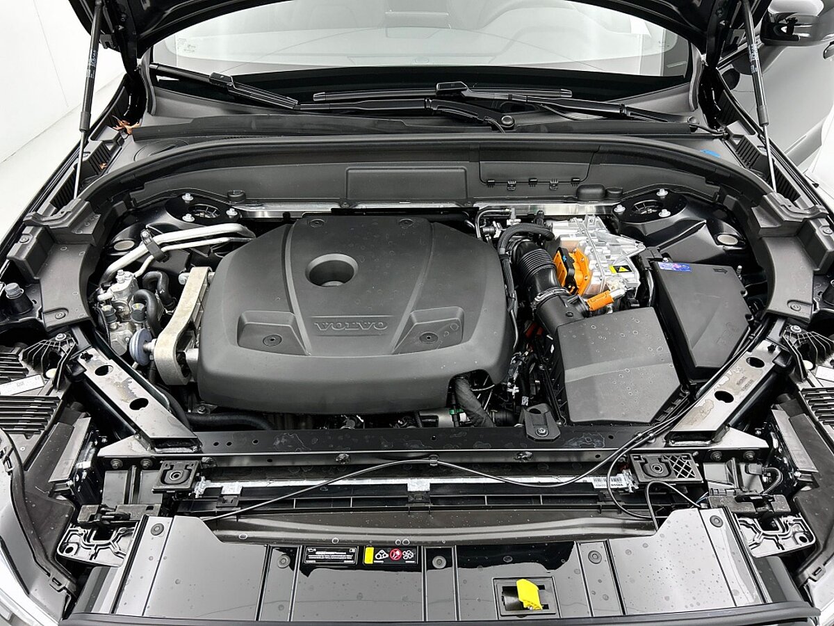 49427839 volvo xc60 t6 plus black edition nieuw voorraad onyx black nappa op 42