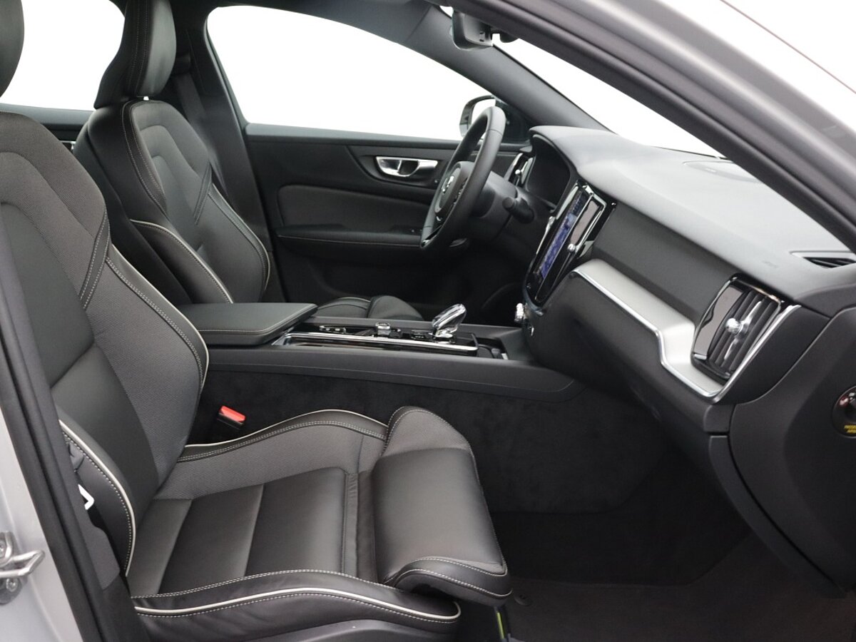 37256560 volvo s60 2 0 b4 plus dark lederen bekleding 360 camera a3268b