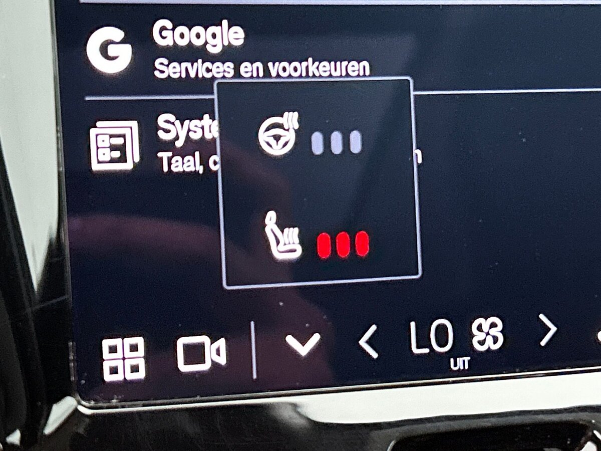 46744793 volvo xc60 2 0 t6 plus dark panorama dak all season trekhaak 8 09